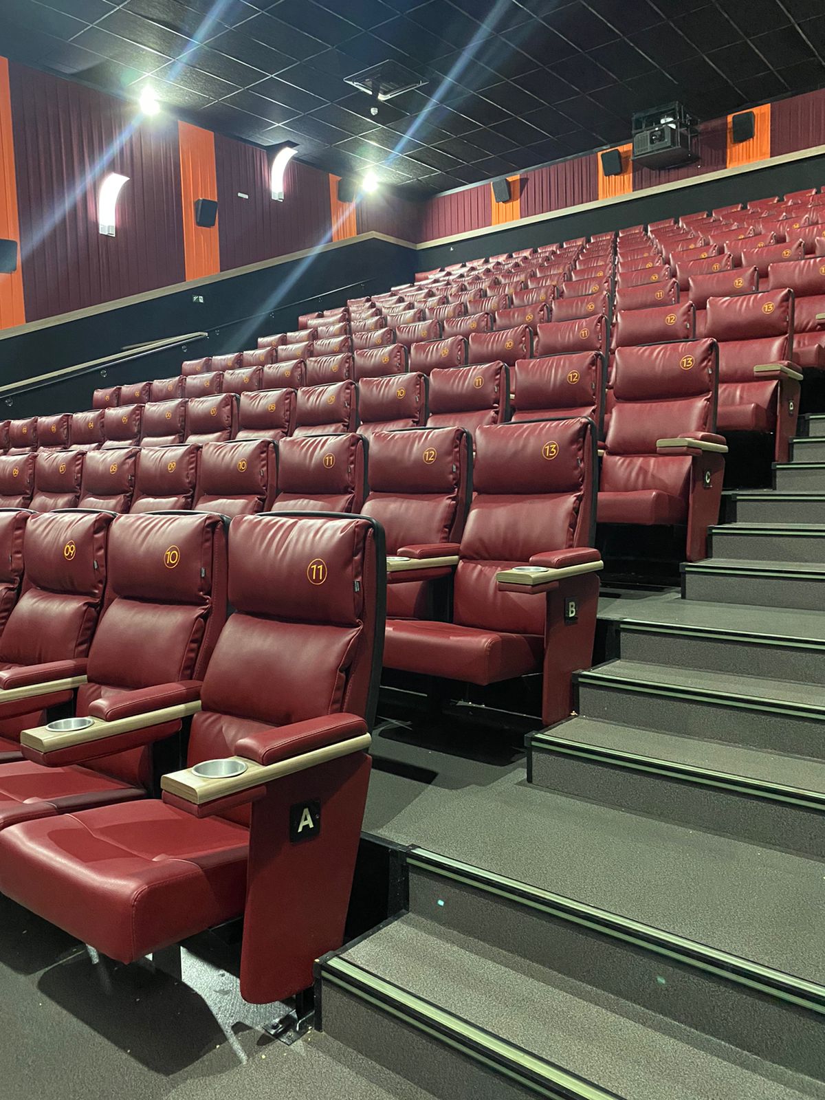 GRUPO CINE SANTA ISABEL